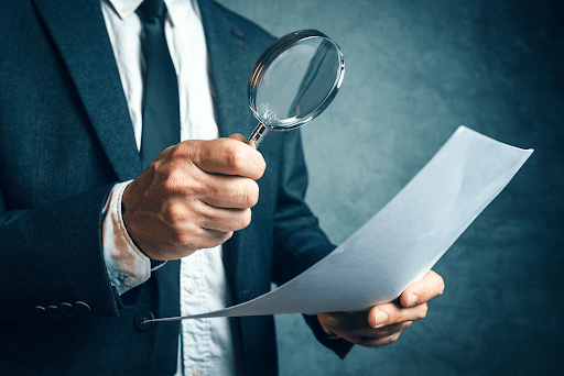 Como realizar uma investigação de má conduta do funcionário?