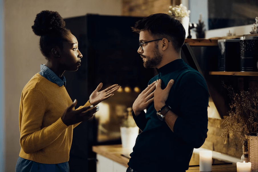 Descrição e confidencialidade, características que rege o detetive particular, muito importante principalmente em investigações empresariais.